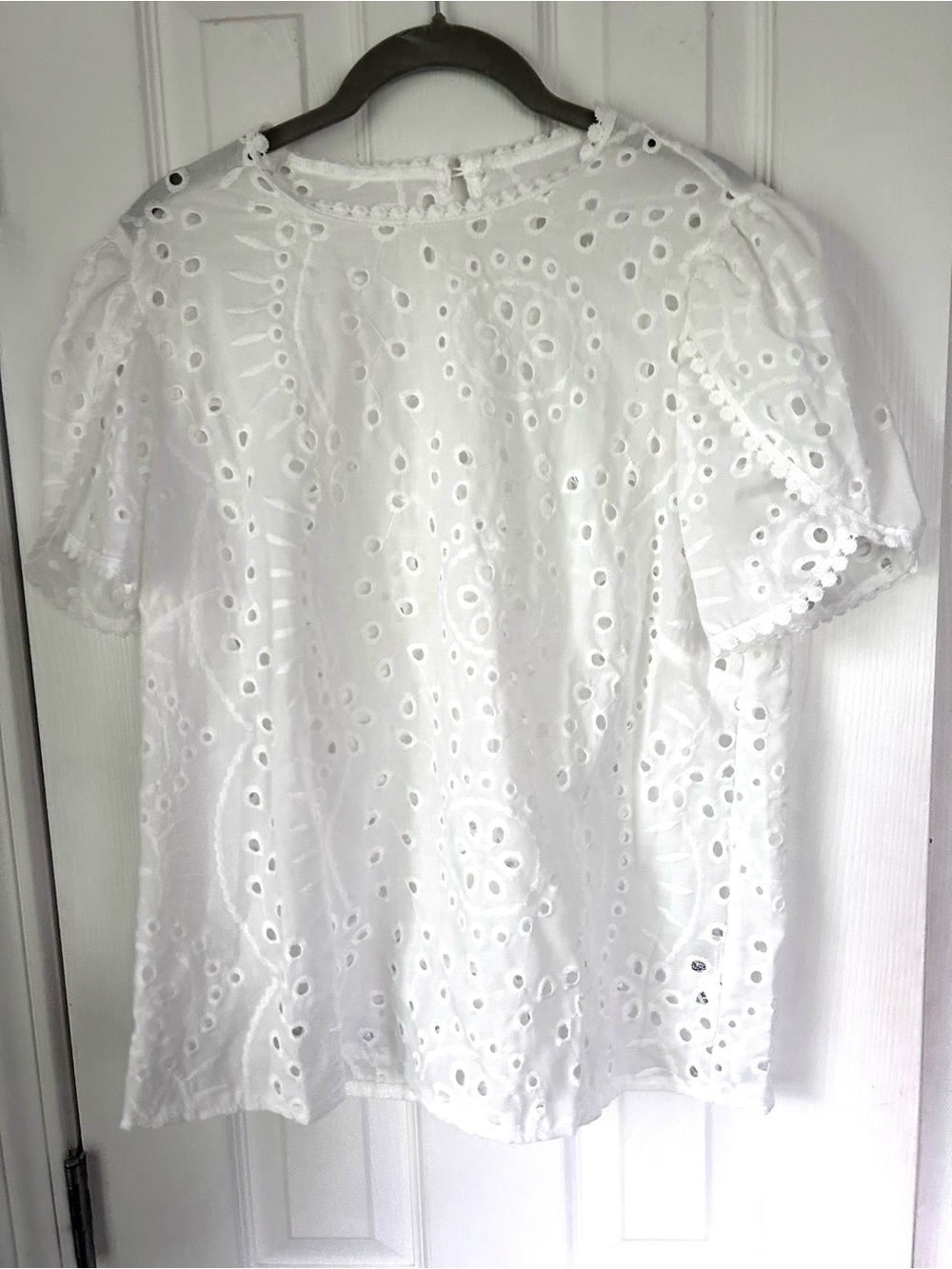 SHEIN White Eyelet Puff Sleeve Blouse Size Large